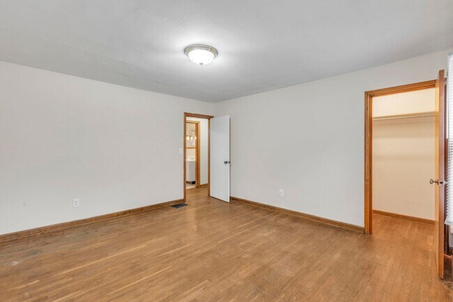 Building Photo - 47-53 S Burgess Ave