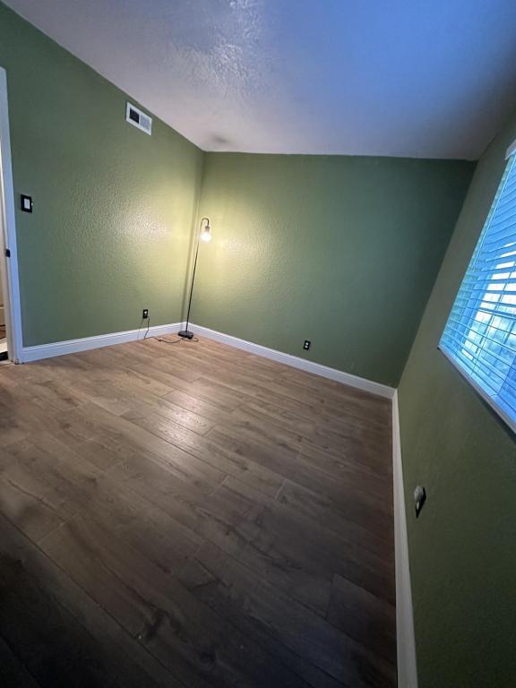 Building Photo - 6601 Lindbrook Way