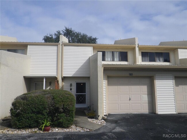 Primary Photo - 9785 E Goldfinch Ln
