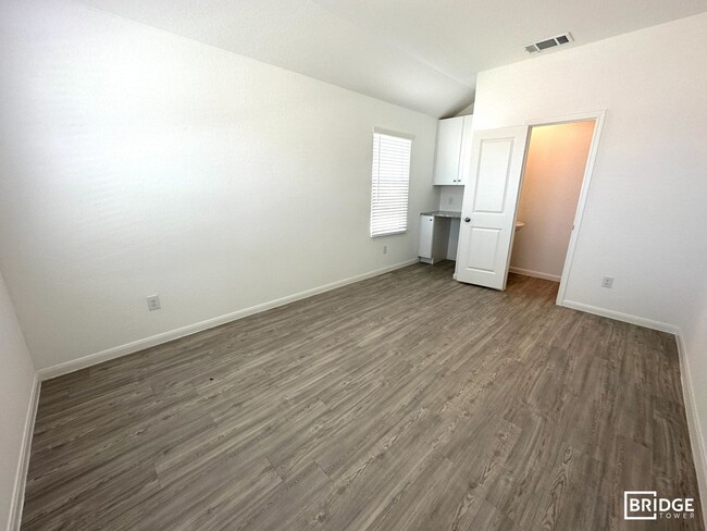 Building Photo - 1228 Treehouse Ln