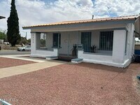 Building Photo - 4222 Pershing Dr