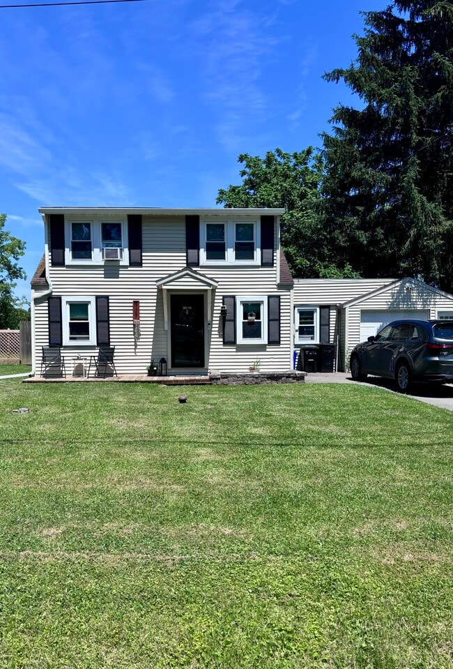 Primary Photo - 6179 Gloger Dr