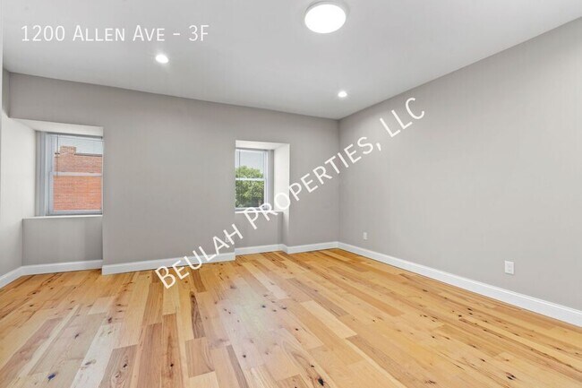 Building Photo - 2bd/2ba Luxury Penthouse Apartment