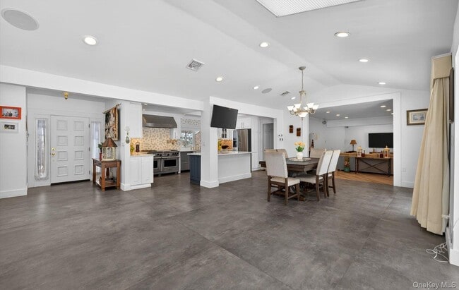 Building Photo - 11 Juneau Blvd