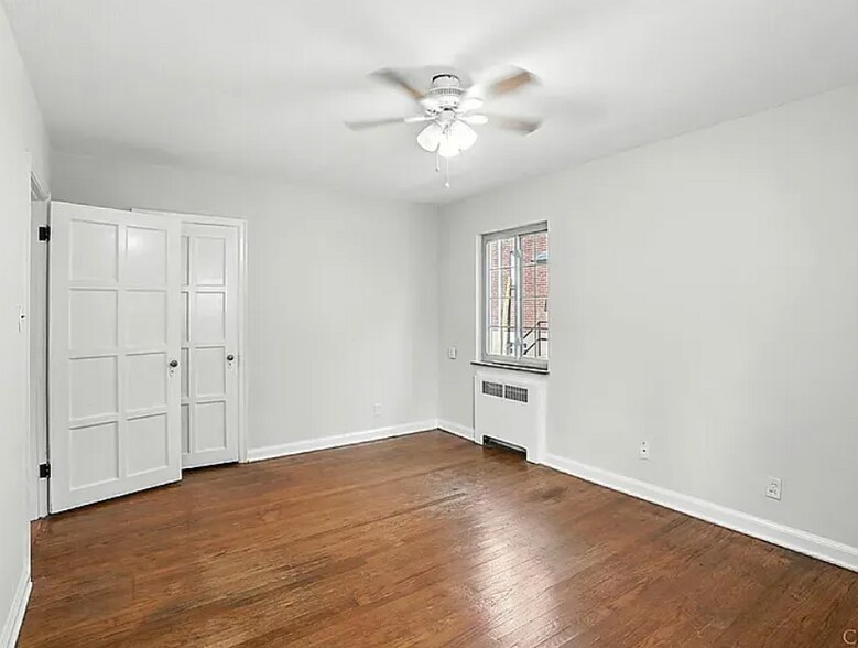 Building Photo - 6256 Rogers Park Pl