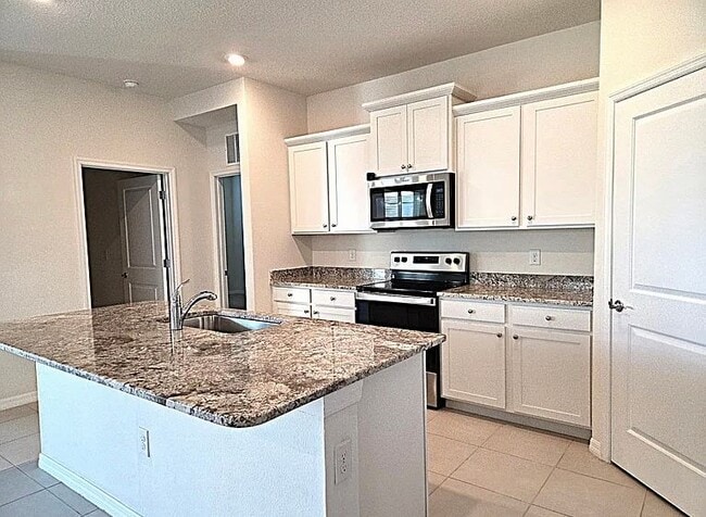 Building Photo - 3908 Mossy Limb Ct