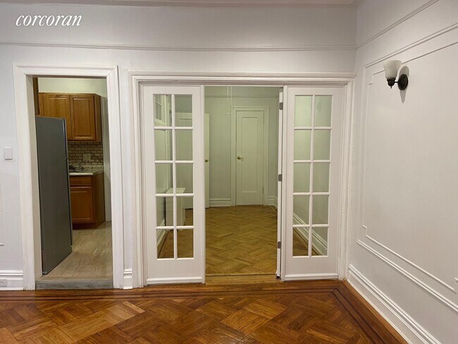 Building Photo - 60 Sterling St