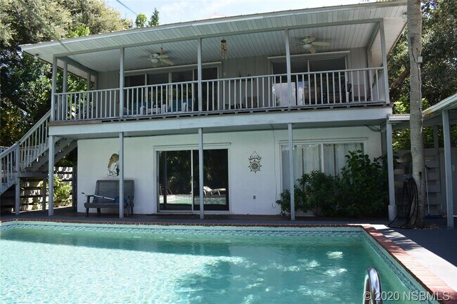 Primary Photo - 4502 Saxon Dr