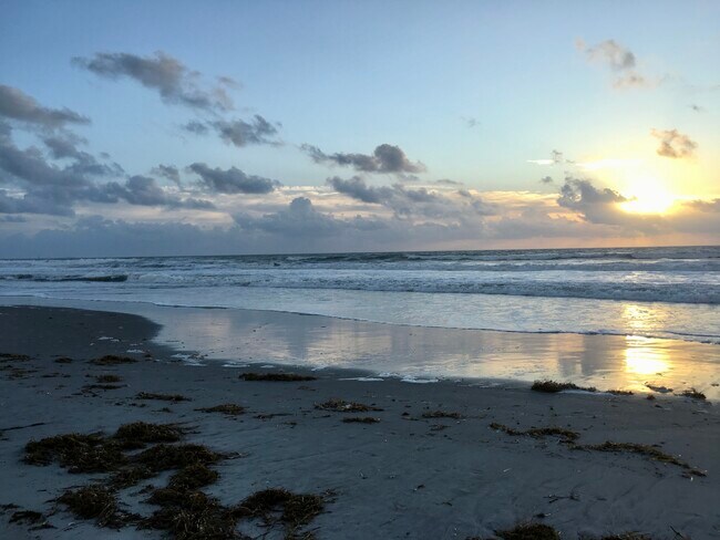 Building Photo - 299 E Central Blvd