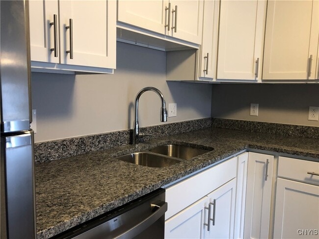 Building Photo - 1219 Tulip St