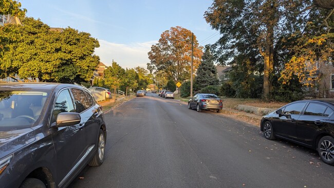 Building Photo - 1576-1578-1578 Minnesota Ave
