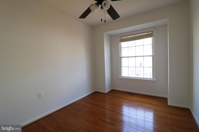 Building Photo - 6584 Bermuda Green Ct