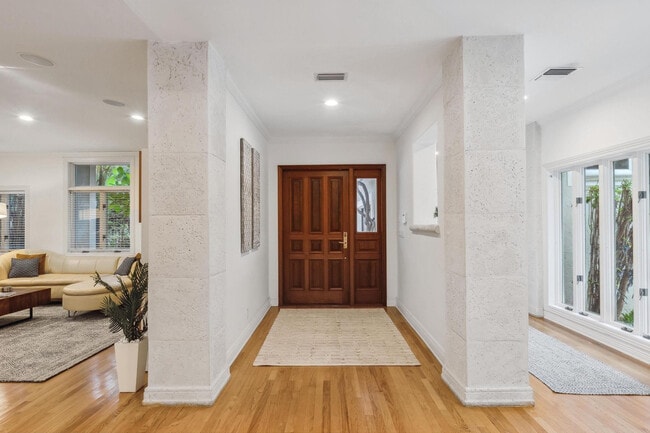 Building Photo - 3301 NE 16th St