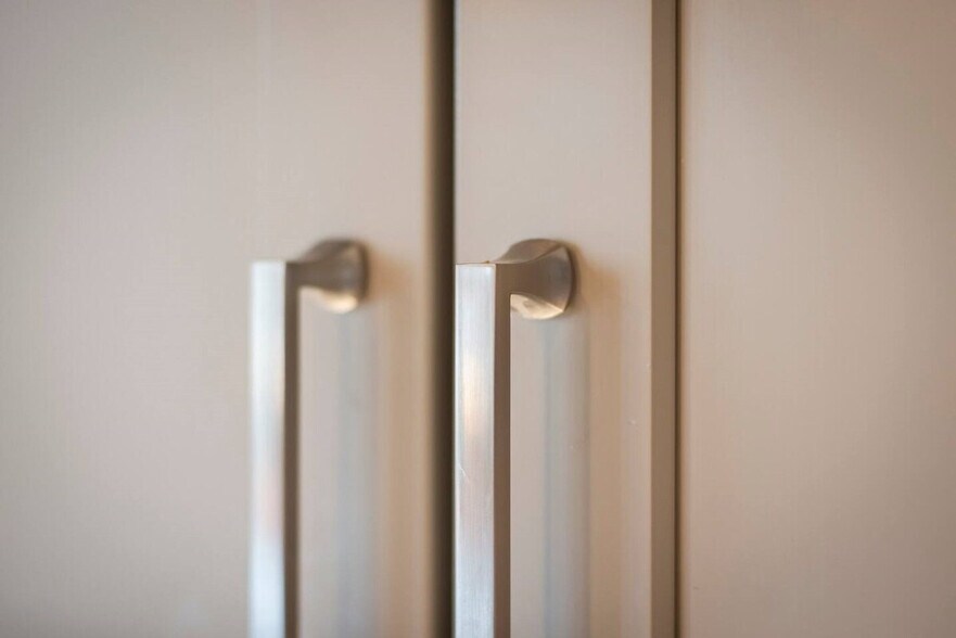 Building Photo - 350 East Ave