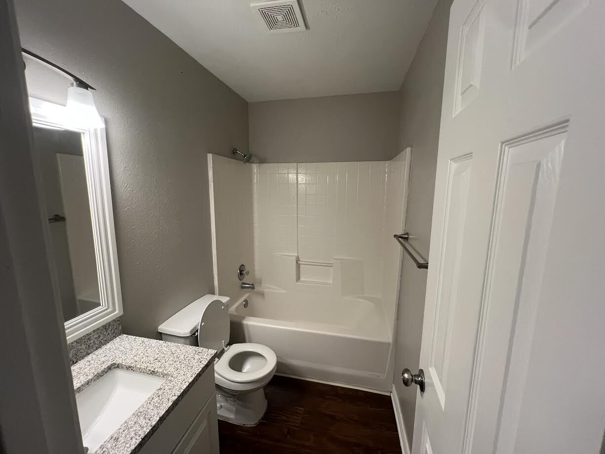 Building Photo - 112 Highland Dr