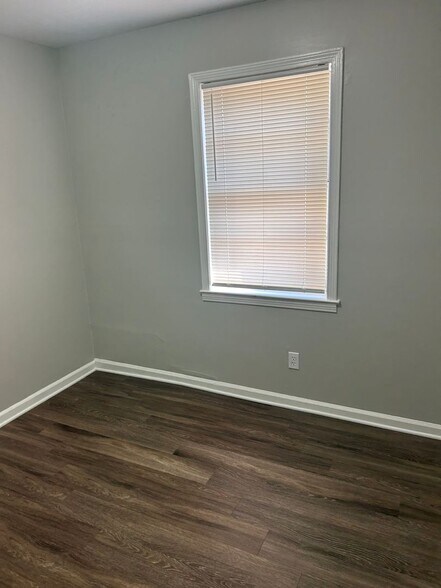 Building Photo - 3052 Curtis St