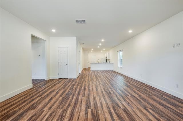 Building Photo - 3525 Herrling St