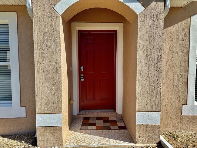 Building Photo - 536 Lakeview Dr