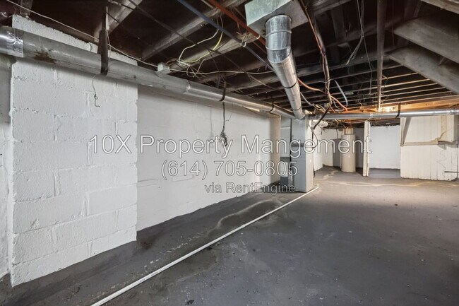 Building Photo - 1088 Siebert St