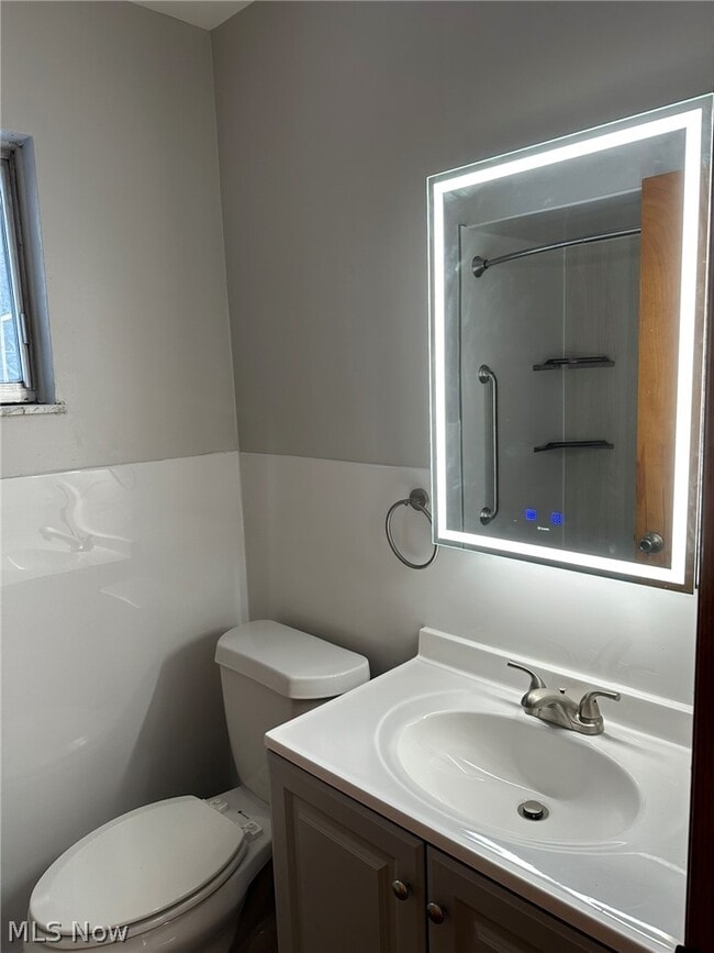 Building Photo - 124 Kenridge Rd