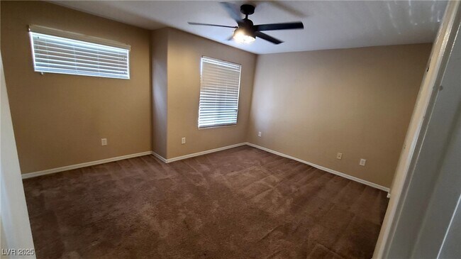 Building Photo - 6842 Feral Dove St