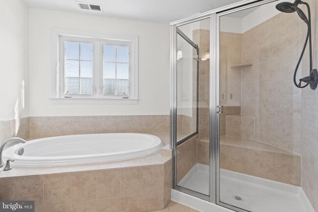 Building Photo - 518 Bolin Terrace