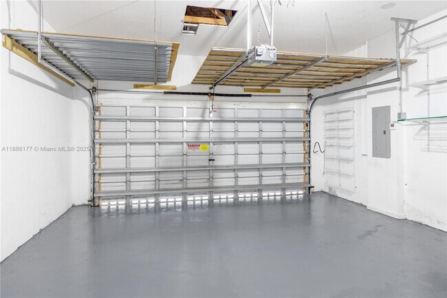 Building Photo - 4108 NE 22nd St