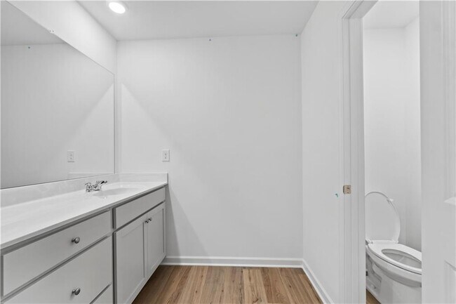 Building Photo - 2817 Habibi Ct