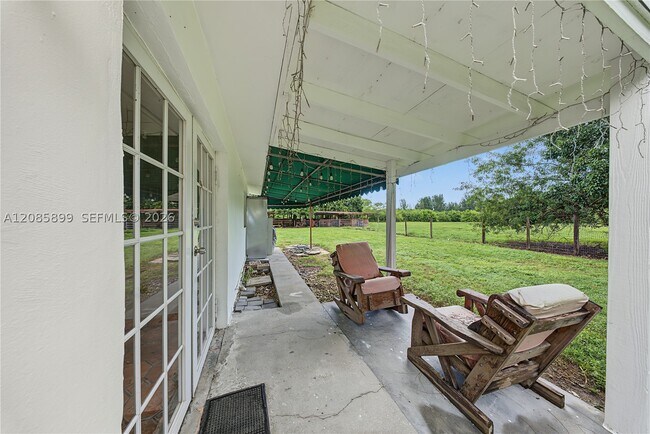 Building Photo - 15365 SW 206th Ave