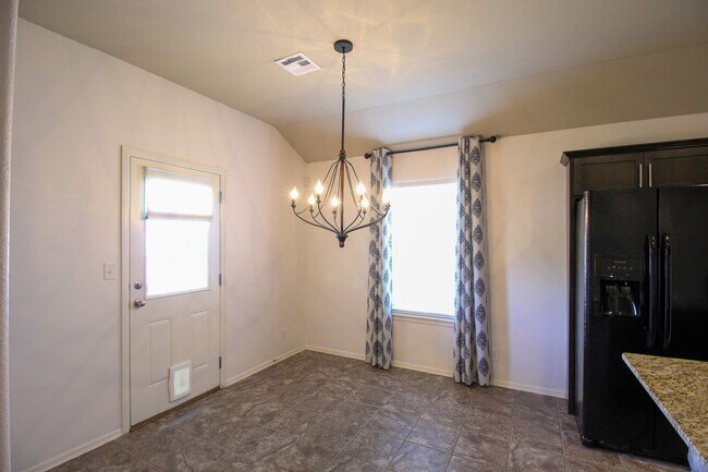 Building Photo - Custom Built 4 Bedroom In Southern Reserve...
