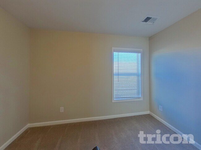 Building Photo - 931 Bryden Ln