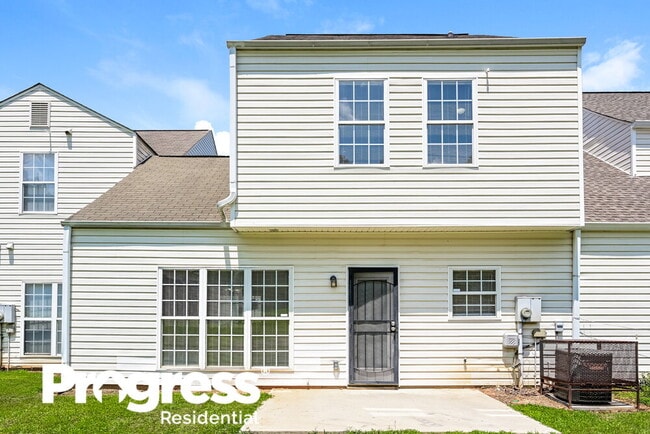 Building Photo - 3695 Brookwood Blvd