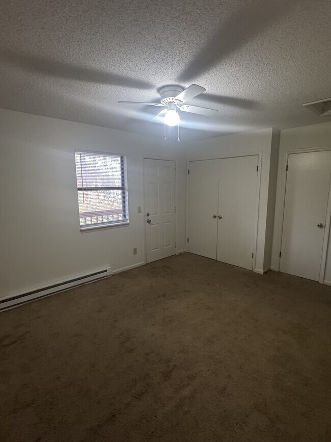 Building Photo - 712 Patton Cir