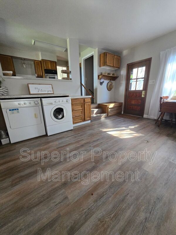 Building Photo - 2781 Deming Blvd