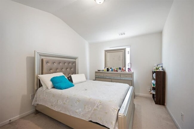 Building Photo - 2730 Kemp Ct