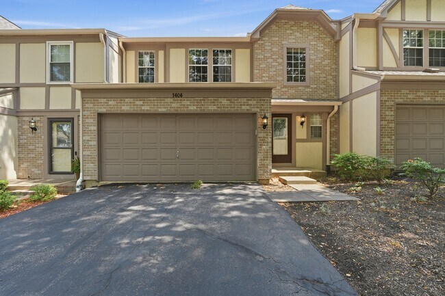 Building Photo - 1404 W Sapphire Dr