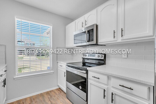 Building Photo - 1508 Pine Ln