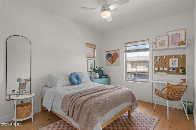 Building Photo - 3523 E Alfalfa Dr