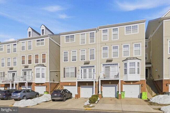 Building Photo - 2454 Curie Ct