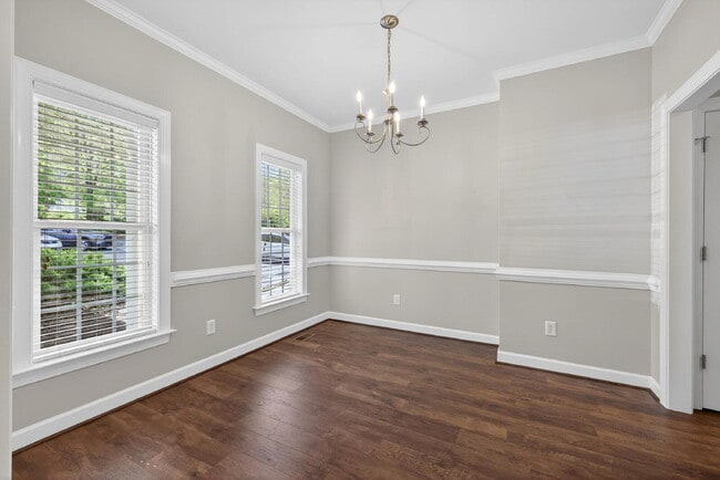 Building Photo - 770 Parkside Townes Ct