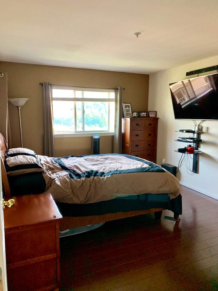 Master Bedroom - 15340 Macadam Rd S