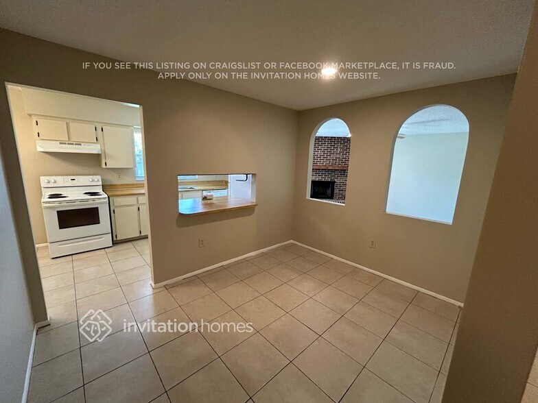 Building Photo - 1419 Marigold Dr