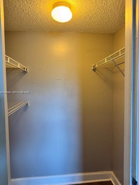 Building Photo - 1400 NE 53rd Ct