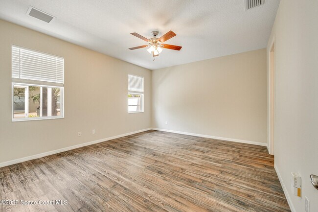 Building Photo - 5748 Tamarac Dr
