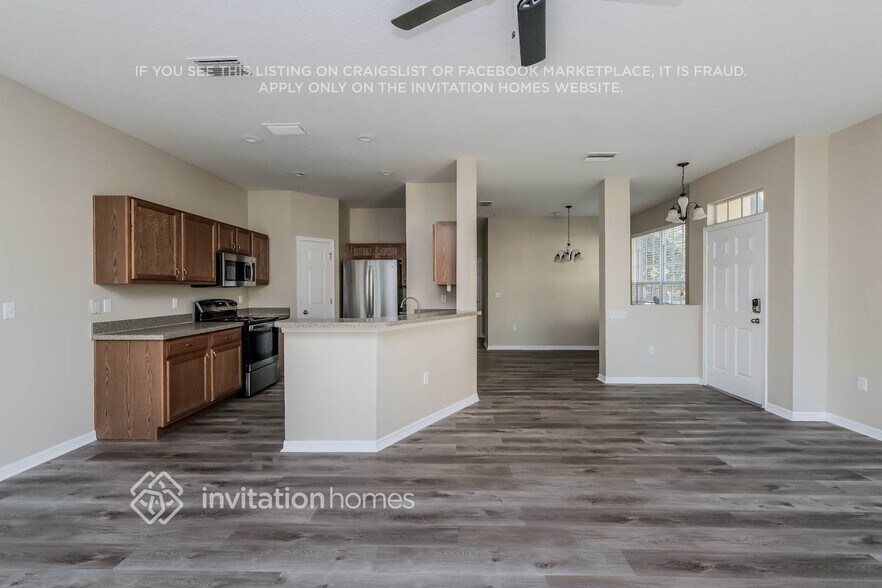 Building Photo - 5152 Blue Roan Way