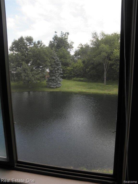 Building Photo - 7220 Bluewater Dr