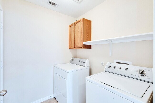 Building Photo - 133 Calline Mayes Run