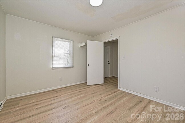 Building Photo - 306 E Hudson St