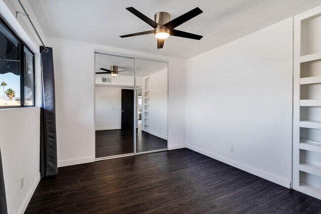 Building Photo - 39955 Estates Rd