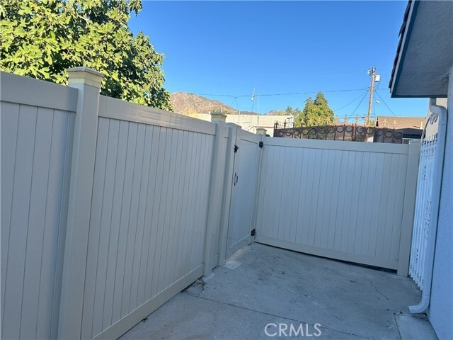 Building Photo - 10562 Mt Gleason Ave